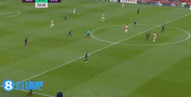 奥巴梅扬3射1传助枪手6球血洗对手,奥巴梅扬带领枪手拿到足总杯冠军