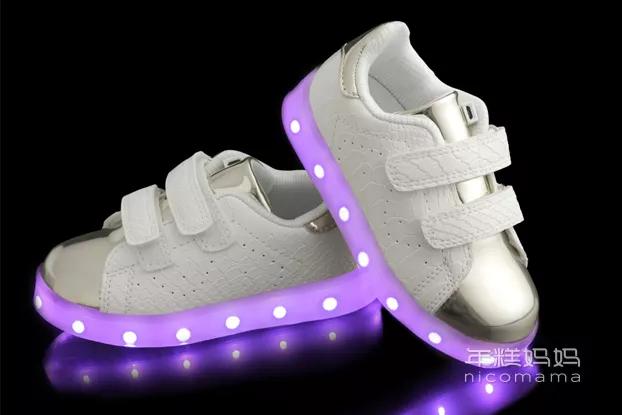 夏天不能让孩子穿的四种鞋子,夏天不能给孩子买鞋子