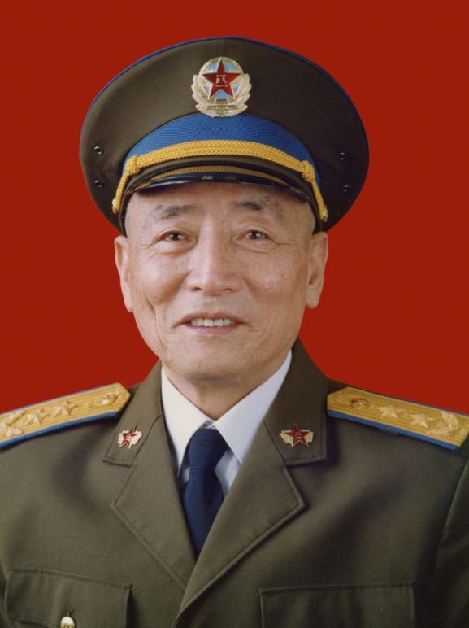 1962年晋衔的开国大校中，仅3人1988年晋升中将，经历堪称传奇