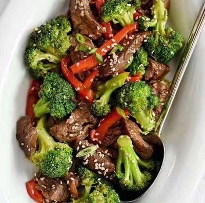 西兰花花蕾要用什么肥料好,西兰花刚开花蕾施肥管理