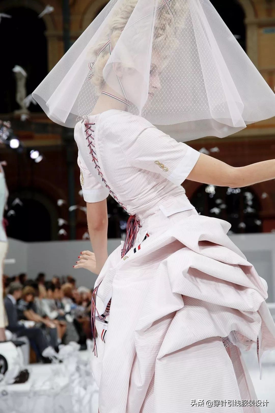 thombrowne西装全身搭配,thombrowne西装上身效果