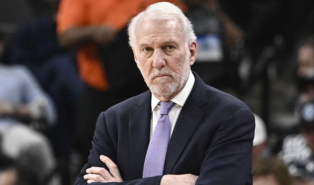 掀起篮球新革命影片分析师的总教练之路