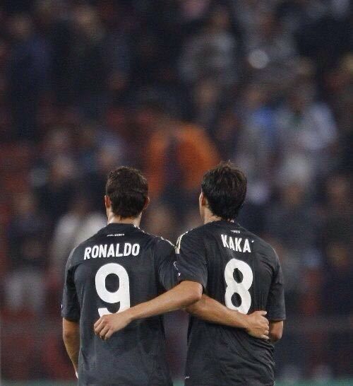 c罗和卡卡巅峰时刻,卡卡和c罗在皇马的每一场比赛