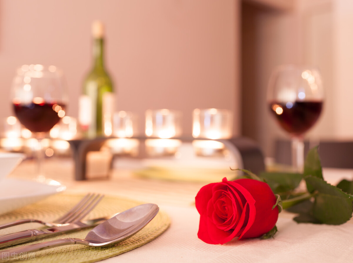 20岁少女自述：虽然他比我大20岁，但他做的这件事让我心动