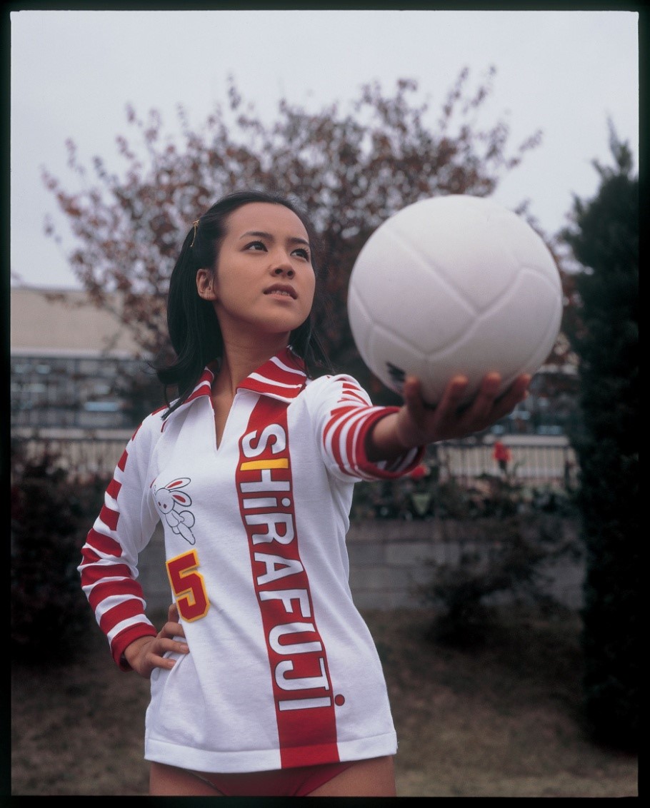 楂樺矝灞嬭崚鏈ㄧ敱缇庡瓙,鑽掓湪鐢辩編瀛愰珮宀涘眿