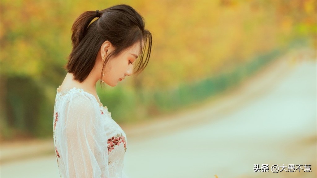 “我是人，不是你们家的生育工具”，她据理力争，然后妥协了