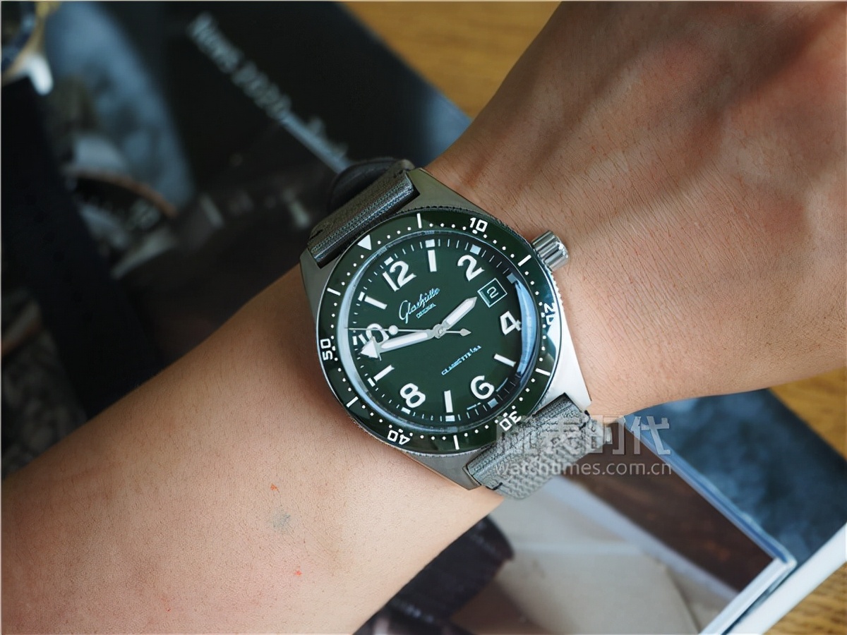 格拉苏蒂腕表入门款,格拉苏蒂seaq手表