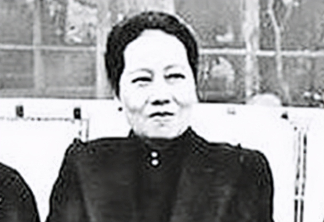 宋霭龄为什么嫁孔祥熙,宋霭龄怎么会嫁给孔祥熙的