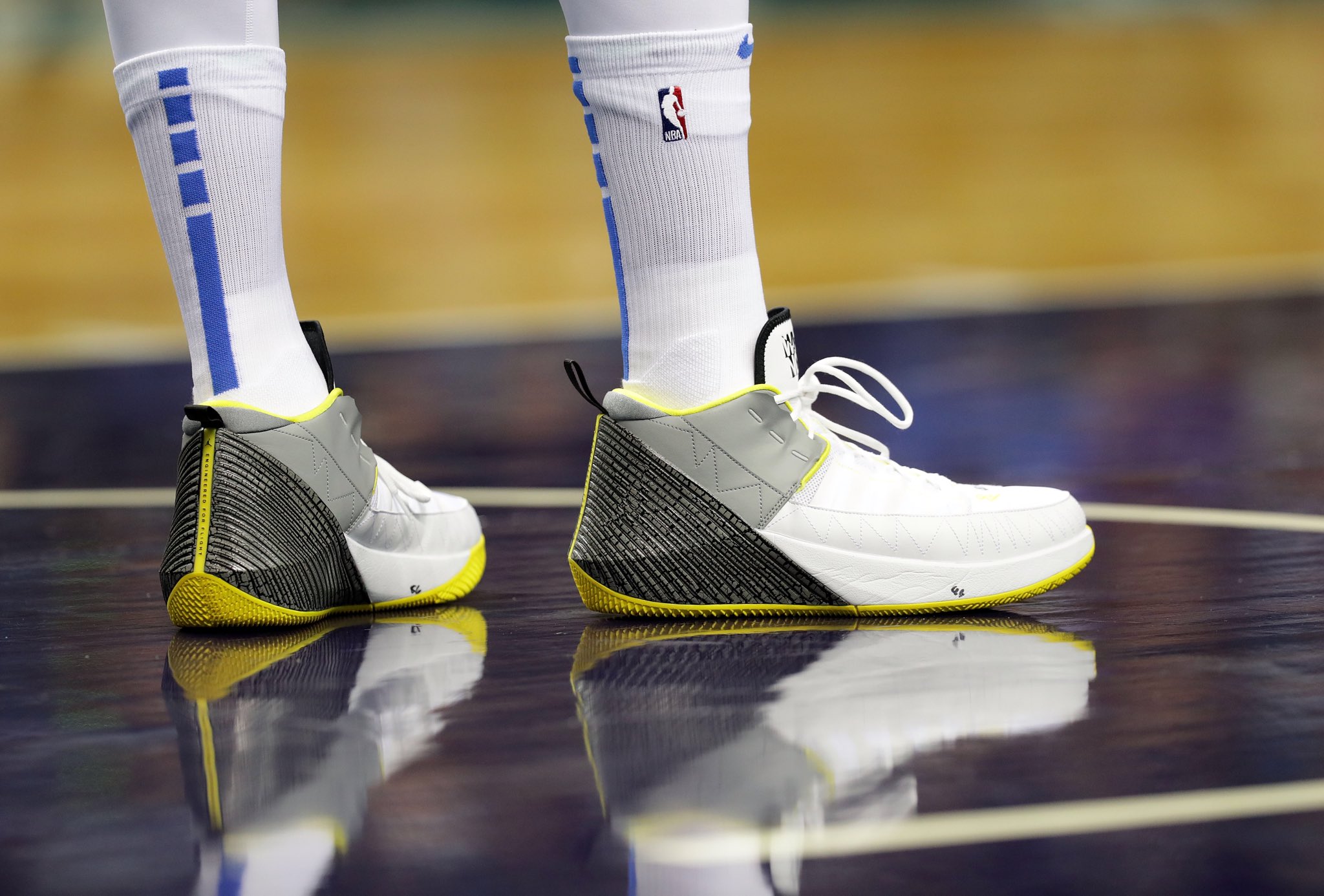 nba球员上脚便宜又好穿的实战球鞋,一周nba赛场8双定制球鞋合集