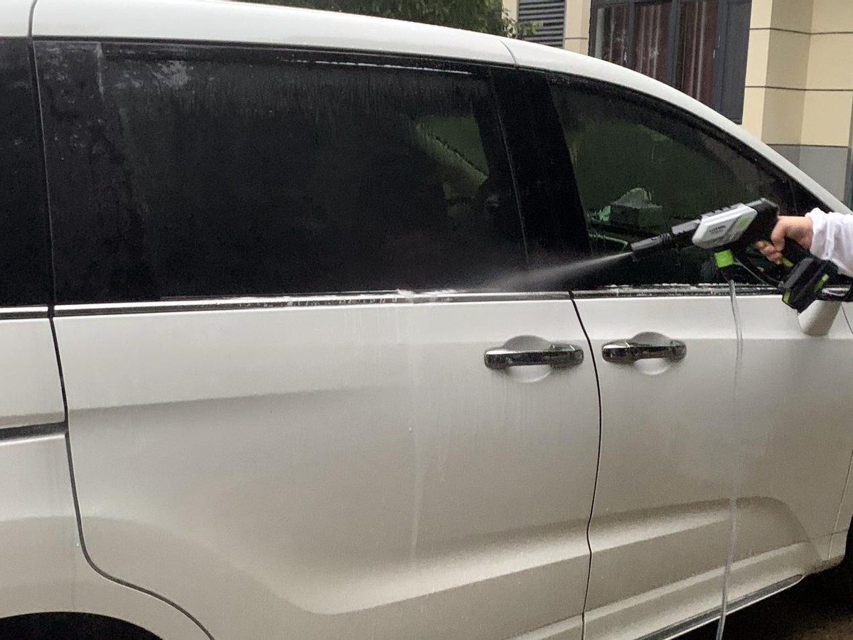 户外简易自助洗车机,绿田沙漠之鹰无线洗车机评测视频