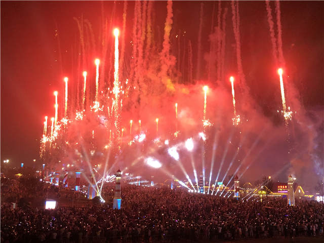 金沙滩啤酒城漫游攻略,金沙滩啤酒节白天游玩攻略