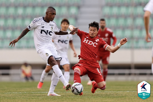 K2上演进球大战，“反客为主”的大田和首尔衣恋谁更有冠军相？