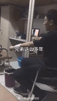 可爱搞笑图片可直接保存,搞笑图片现在的年轻妹纸真会玩啊