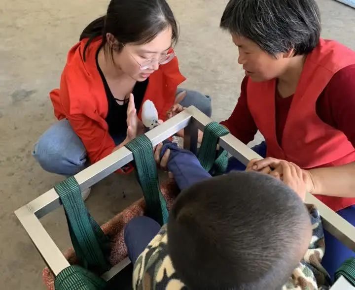 海门镇志愿服务图片,海门温度