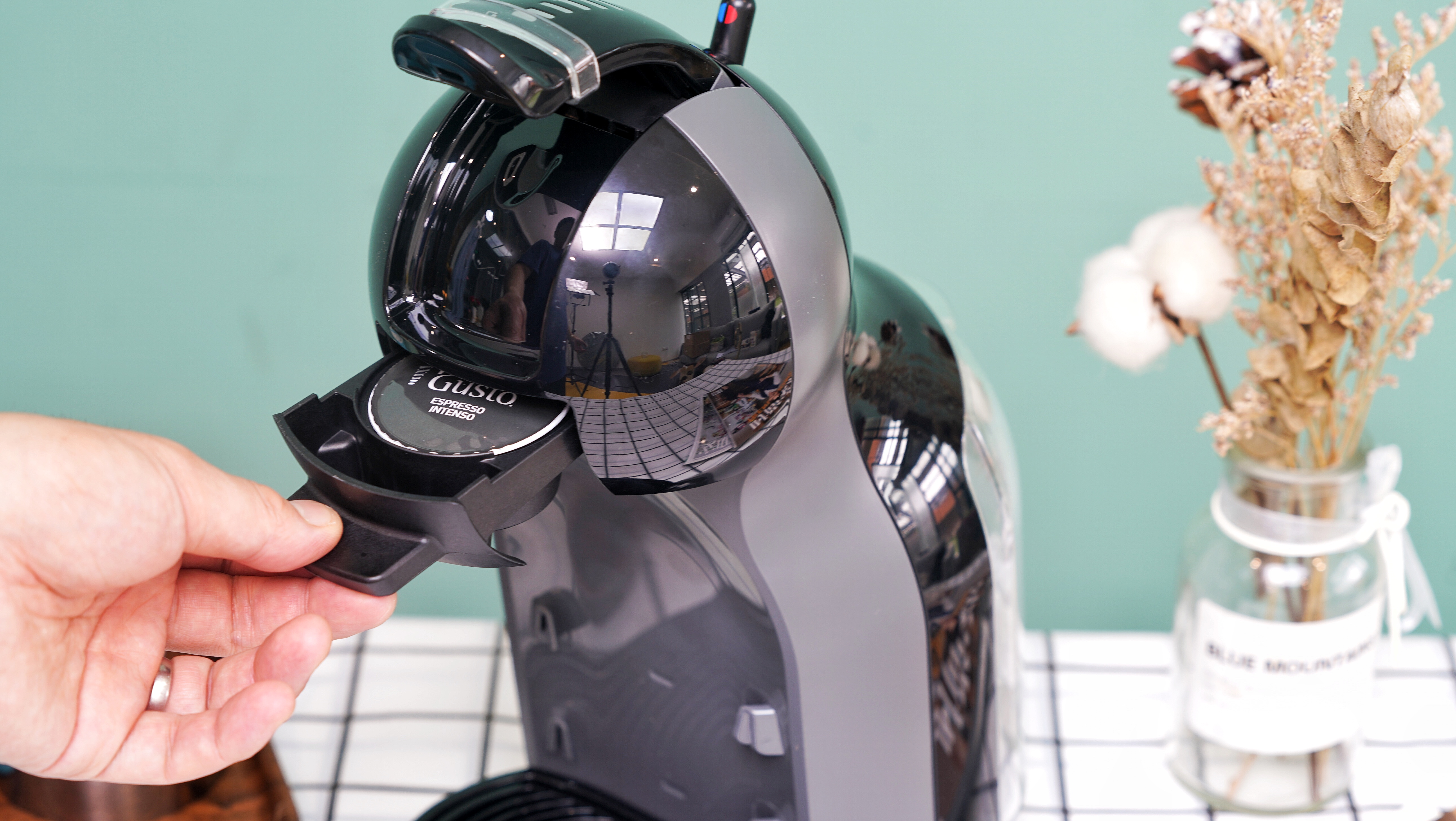 雀巢mini咖啡教程,怎样冲泡雀巢胶囊咖啡