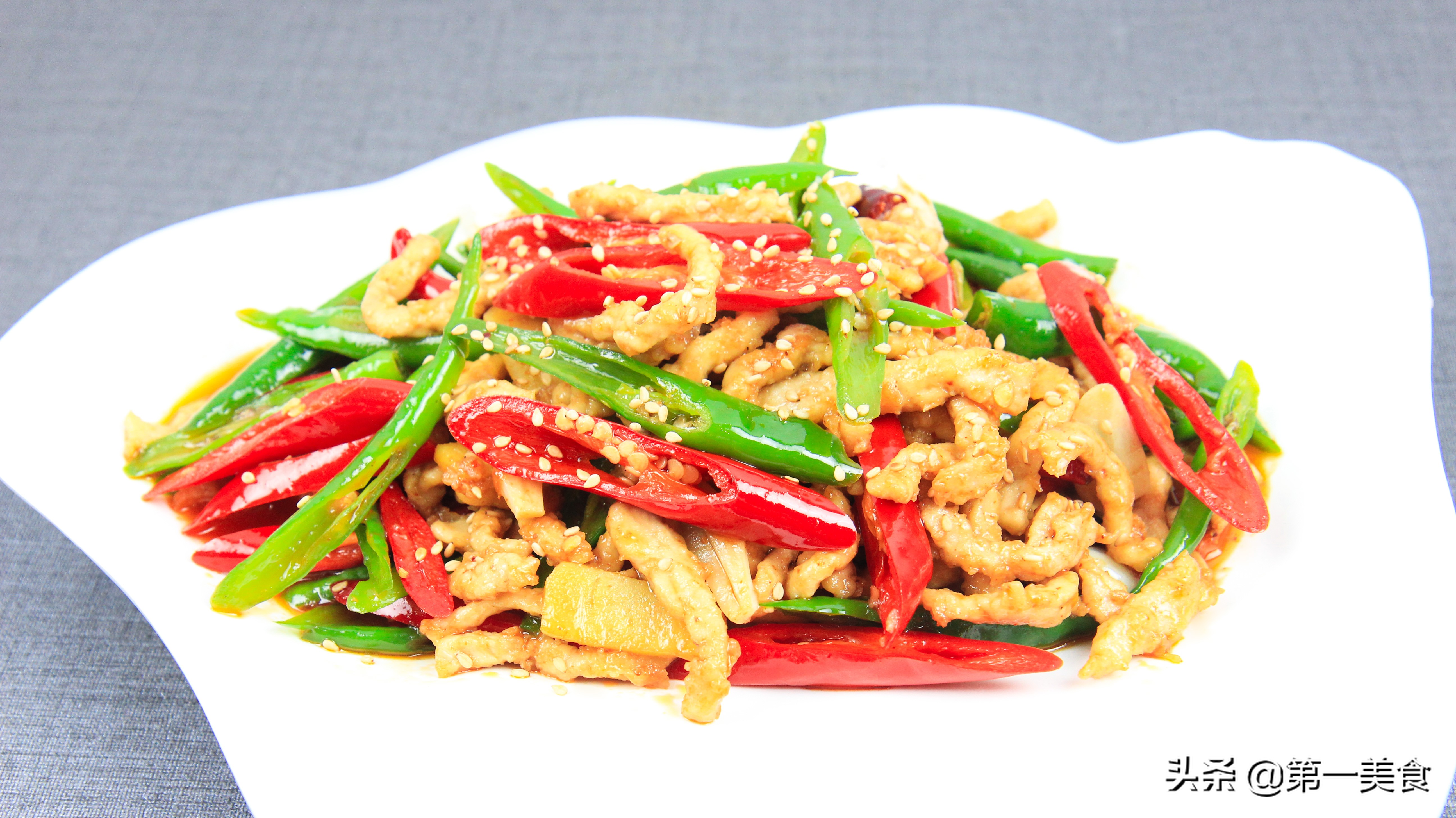 炒肉的时候怎么让肉能够鲜嫩顺滑,炒肉怎么才能炒得又嫩又香