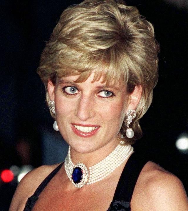 卡米拉珠宝沙特王室,沙特王室送劳斯莱斯