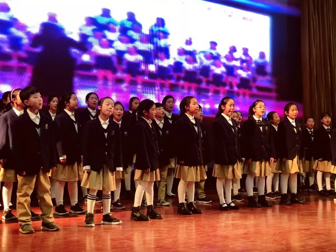 不忘初心砥砺前行教育实践活动,不忘初心小学文艺表演