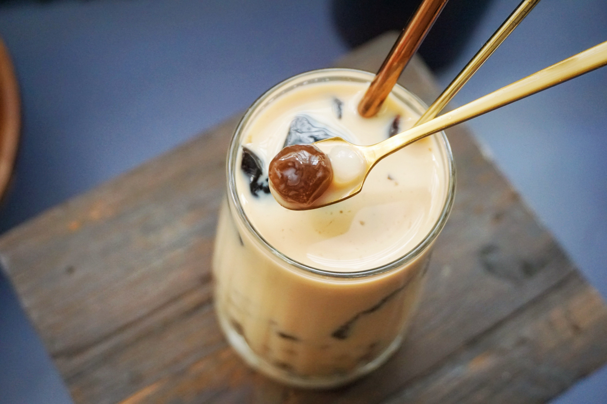 红茶和奶精自制奶茶,用纯牛奶做奶茶不用红茶不用茶叶