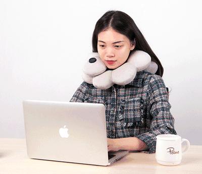 天气冷也不怕，这款可热敷的云颈枕，让你和颈椎寒凉、疲累说拜拜