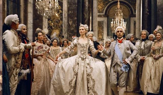 梅毒竟被称为“爱神病”:法国贵族以得病为豪，*队军**被美女诱惑崩溃