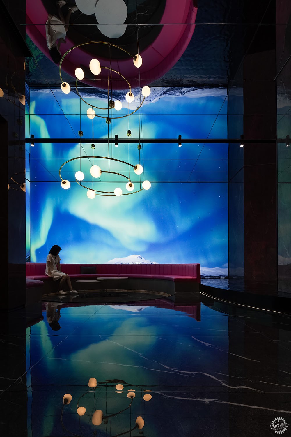 汇亚瓷砖展厅效果,汇亚陶瓷生产基地