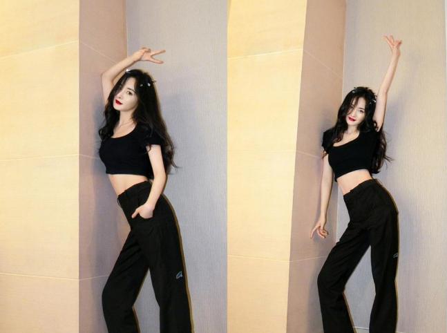 杨幂锻炼身材,杨幂练马甲线的视频