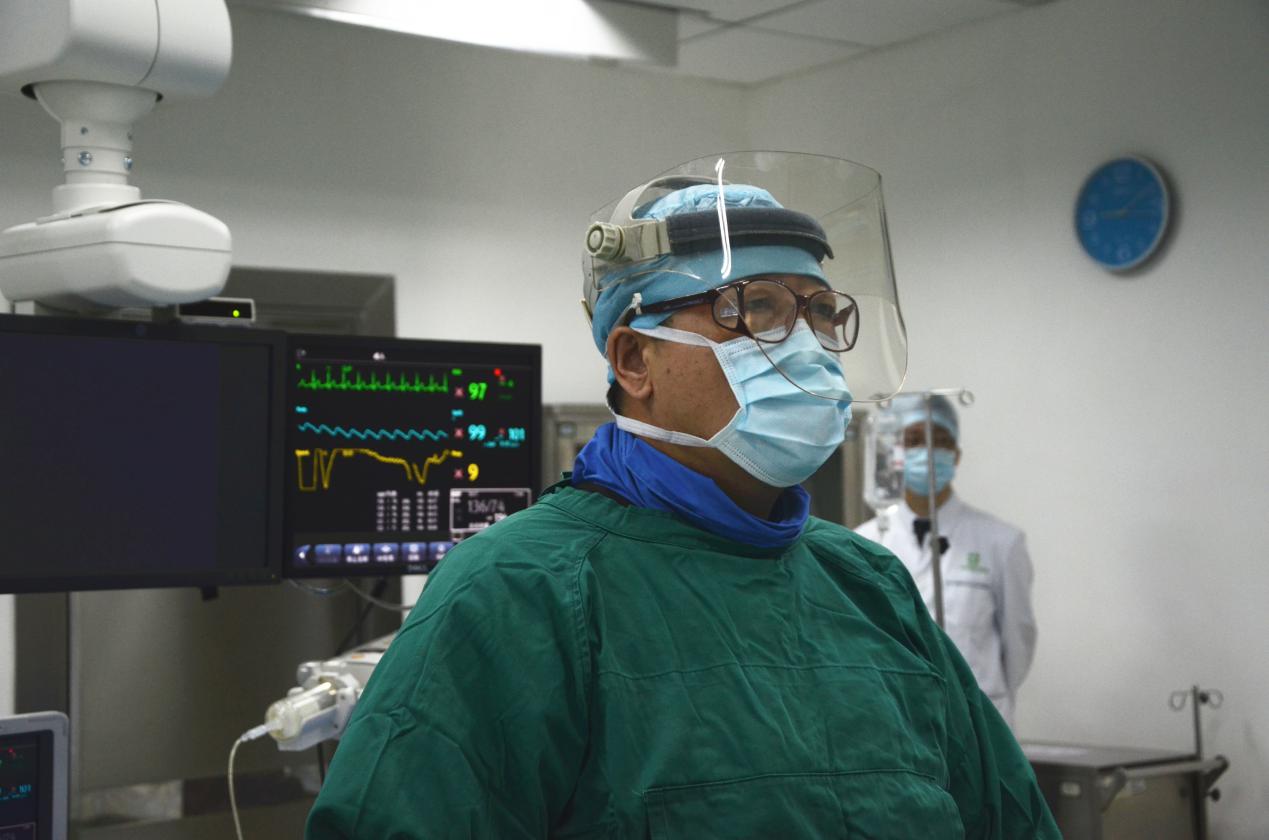 肝癌加肝硬化该怎么治,国外对肝癌最新的癌症治疗方案