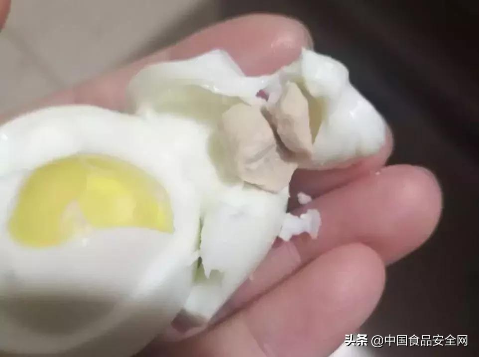 消费者投诉产品吃出异物,买家说吃出塑料投诉到工商局