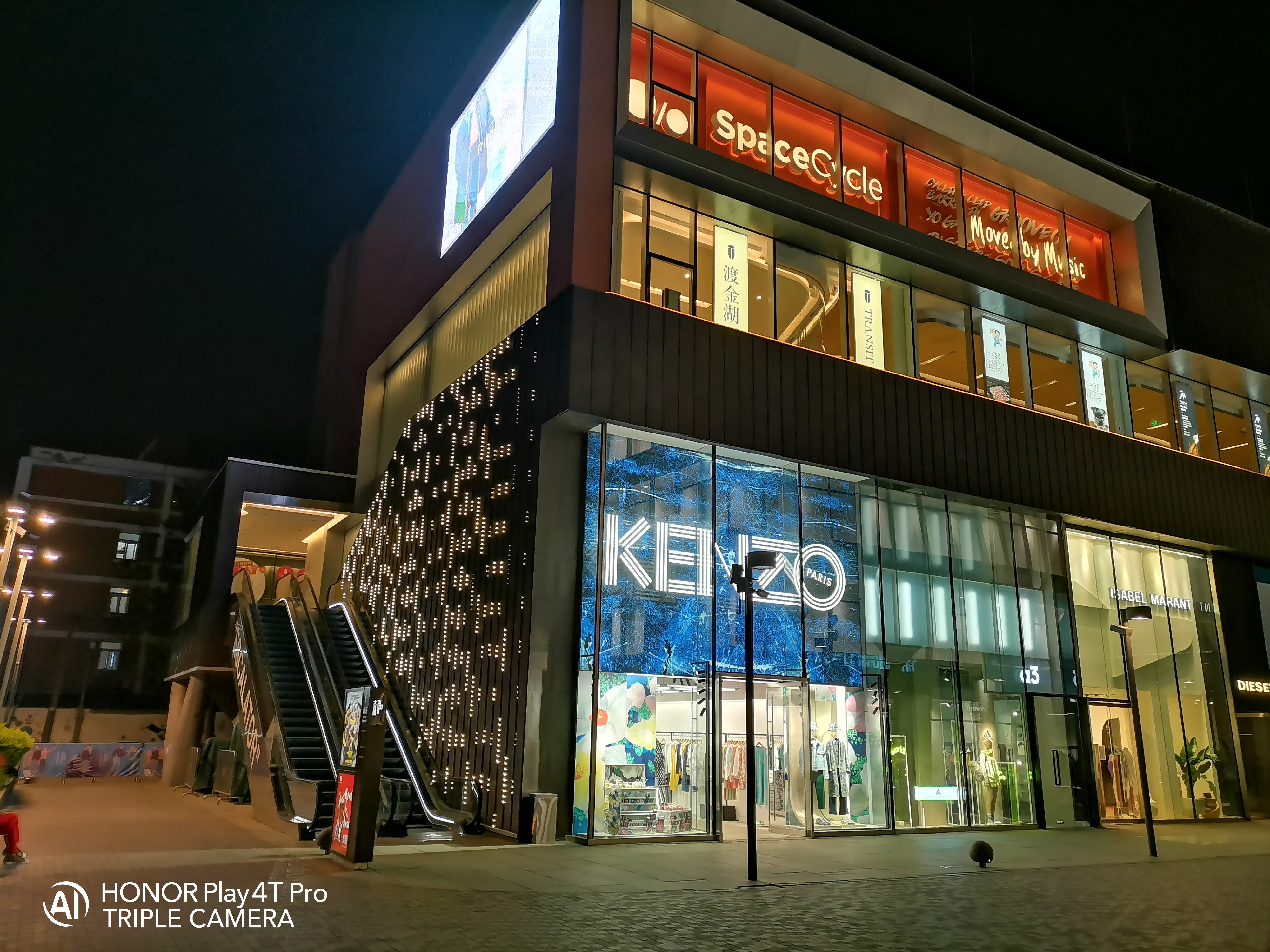 荣耀热门五款机型拍照对比：分别是Play4T/X10/30S/30/30Pro