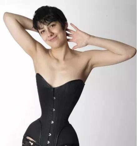 内脏下垂漏尿,戴束腰内脏下垂