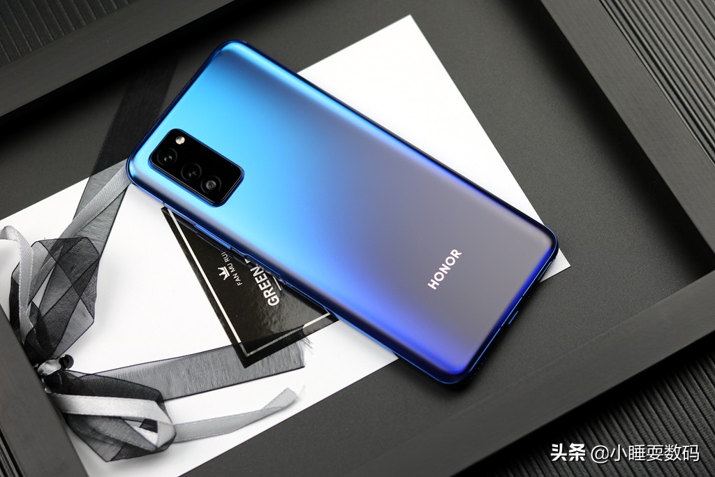 年轻人首选高性价比5g,年轻人值得买的手机中高端