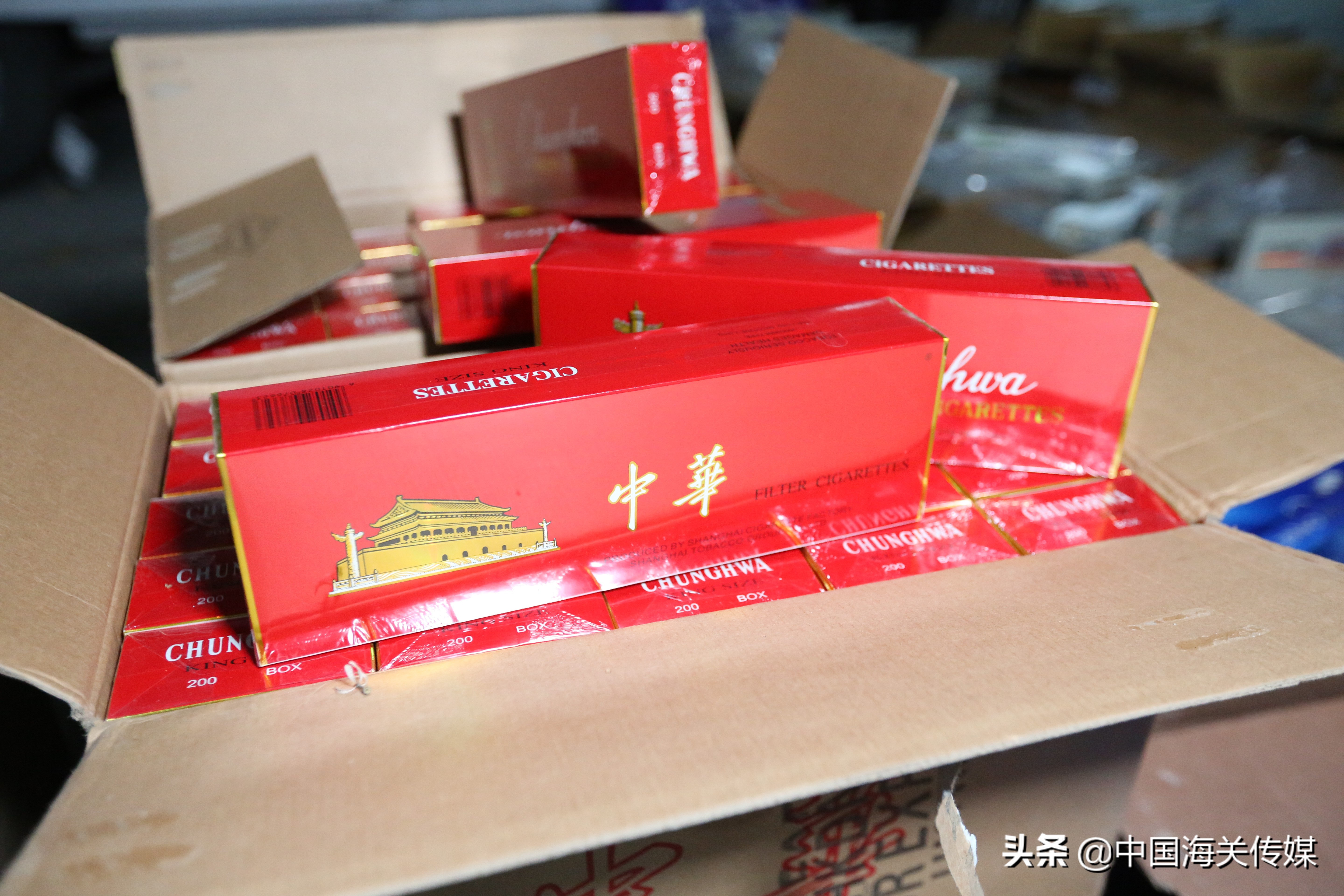 走私香烟案值150万判多久,涉案香烟金额180万元判多久