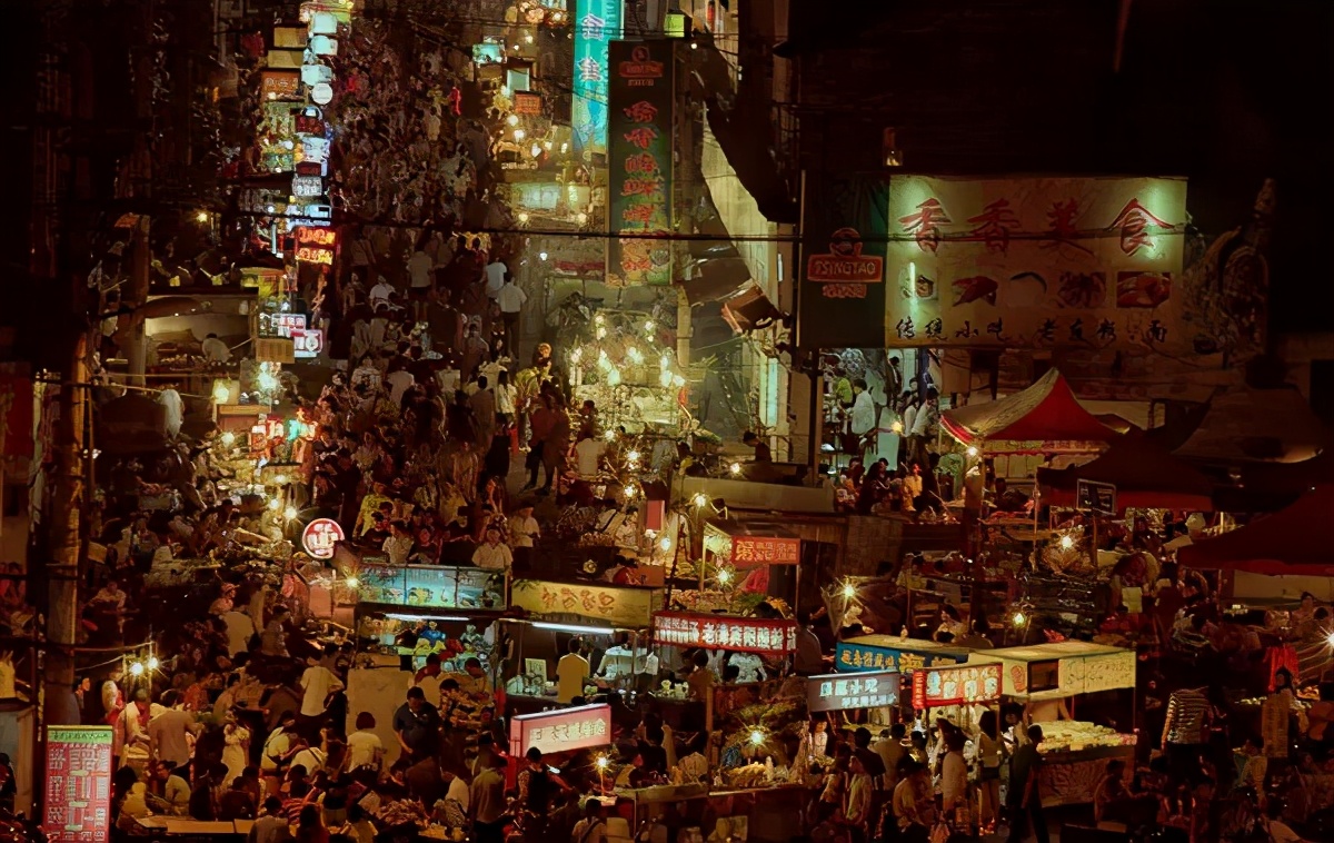 国内5条美食街全吃过才算吃货,吃货视频大全深夜美食街