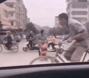 说好的三角形具有稳定性呢？咋三角恋就翻车了呢