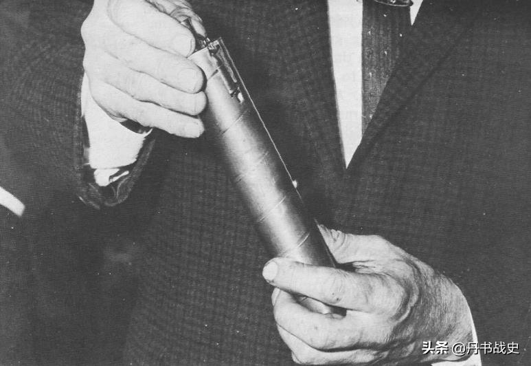 道格拉斯无后坐力冲锋枪,道格拉斯短距冲锋枪