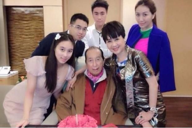 奚梦瑶窦骁都进赌王家尴尬吗,奚梦瑶窦骁是赌王的什么人