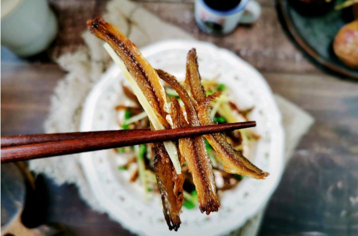 鱼干又好吃又简单,鱼干的独特风味