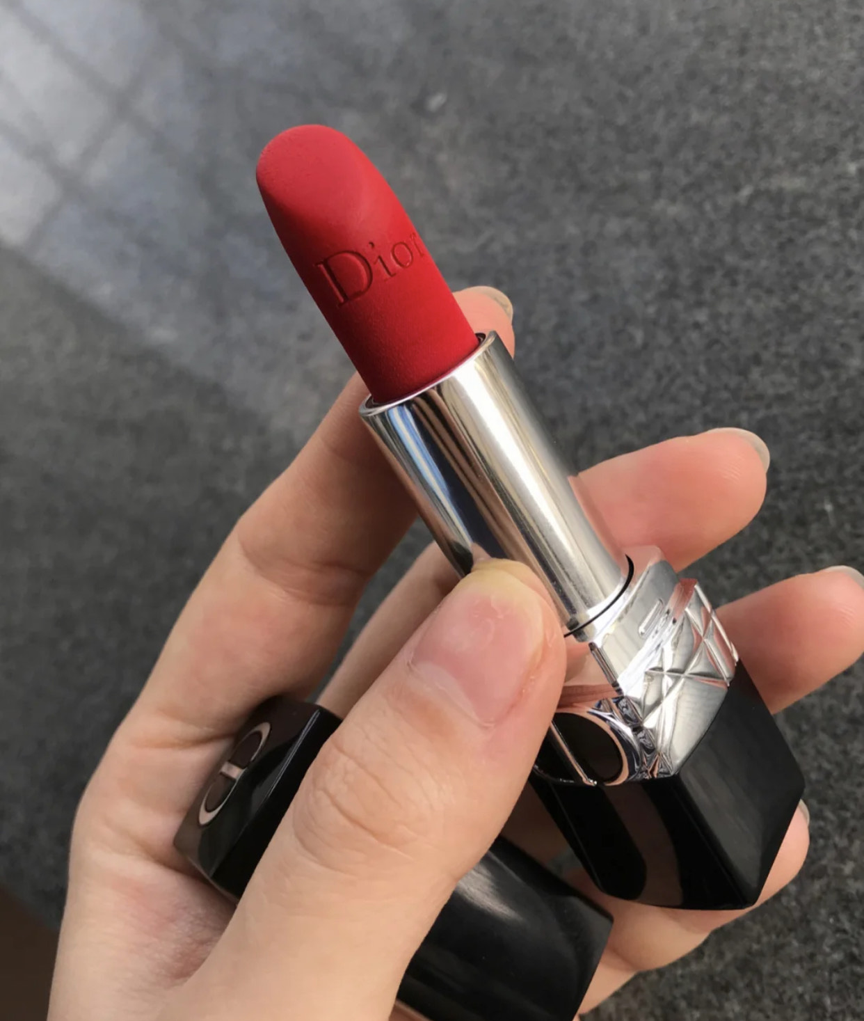 迪奥丝绒999和兰蔻505哪个好看,口红秋冬三巨头