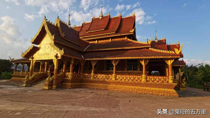 鬼哥的五万里D108骑记:给回族商人点赞(曼腊乡-整董镇)