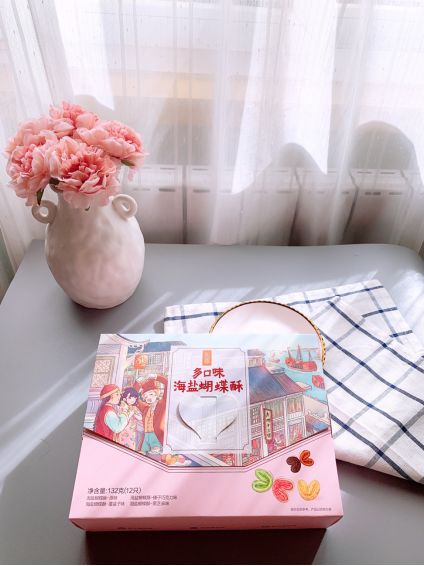 罗永浩直播间卖的蛋黄酥,罗永浩直播卖60万斤橙