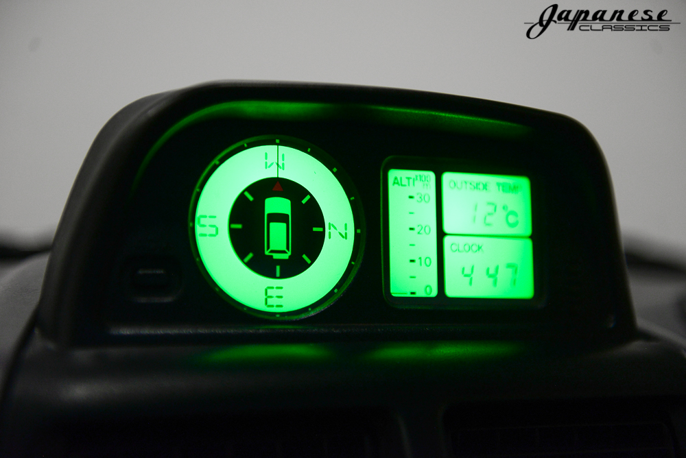 你见过比你大好多倍的车吗,你见过比埃尔法更豪横的车吗