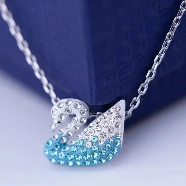 3折！火了125年的施华洛世奇，凭什么让女人无法拒绝？