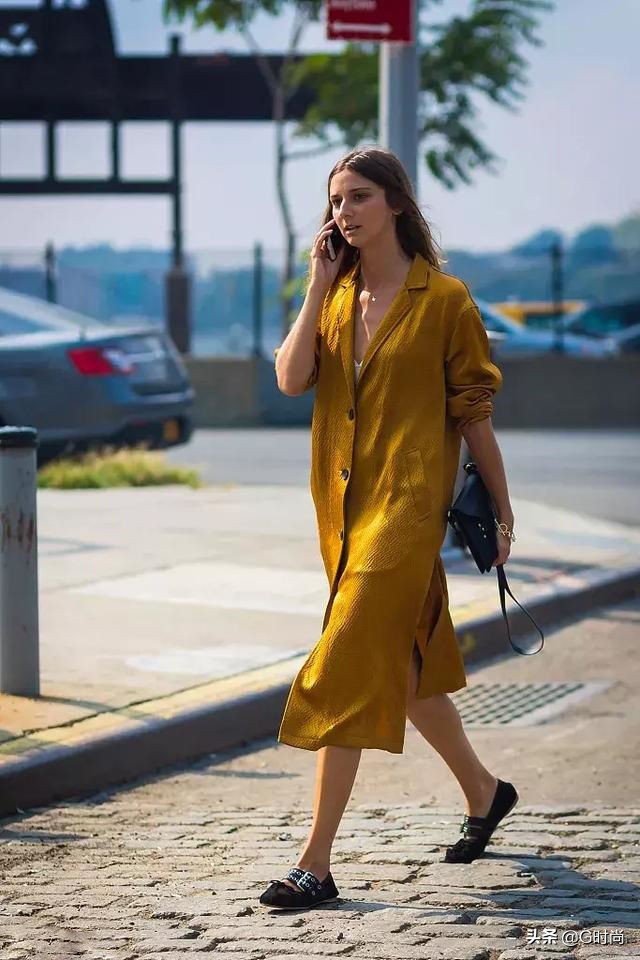 适合搭中国风的鞋子芭蕾舞鞋,搭配一双芭蕾舞鞋都瞬间优雅起来