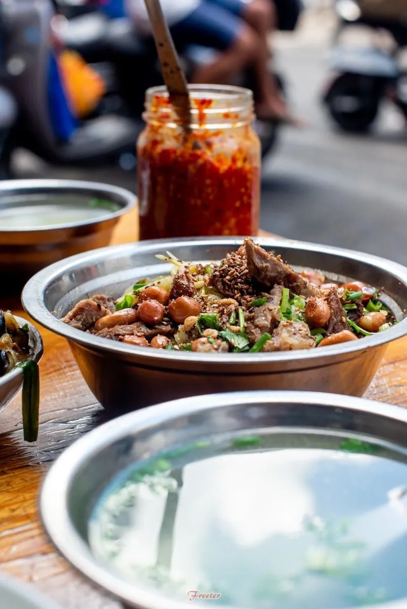 海南牛腩饭哪家最好吃,海口清汤牛腩饭