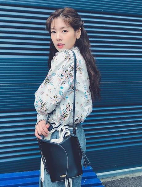 适合小个子的韩系单肩包,法式水桶包明星同款