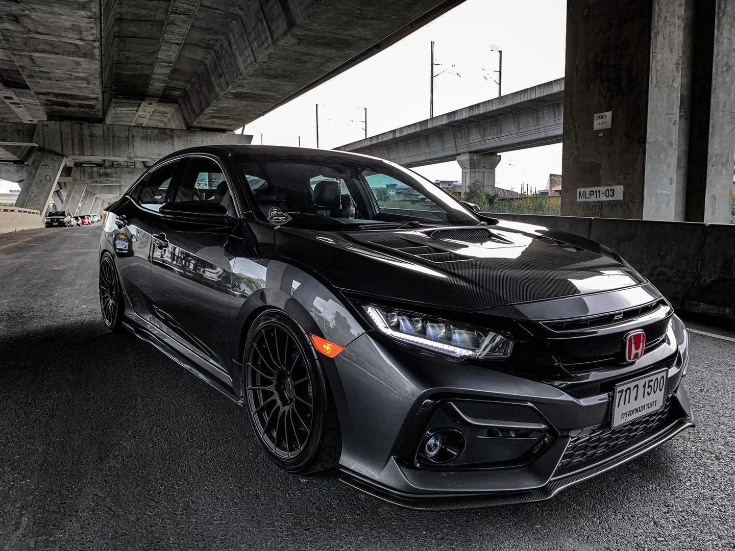 两厢版十代思域改装 (十代思域改装外观最佳案例)