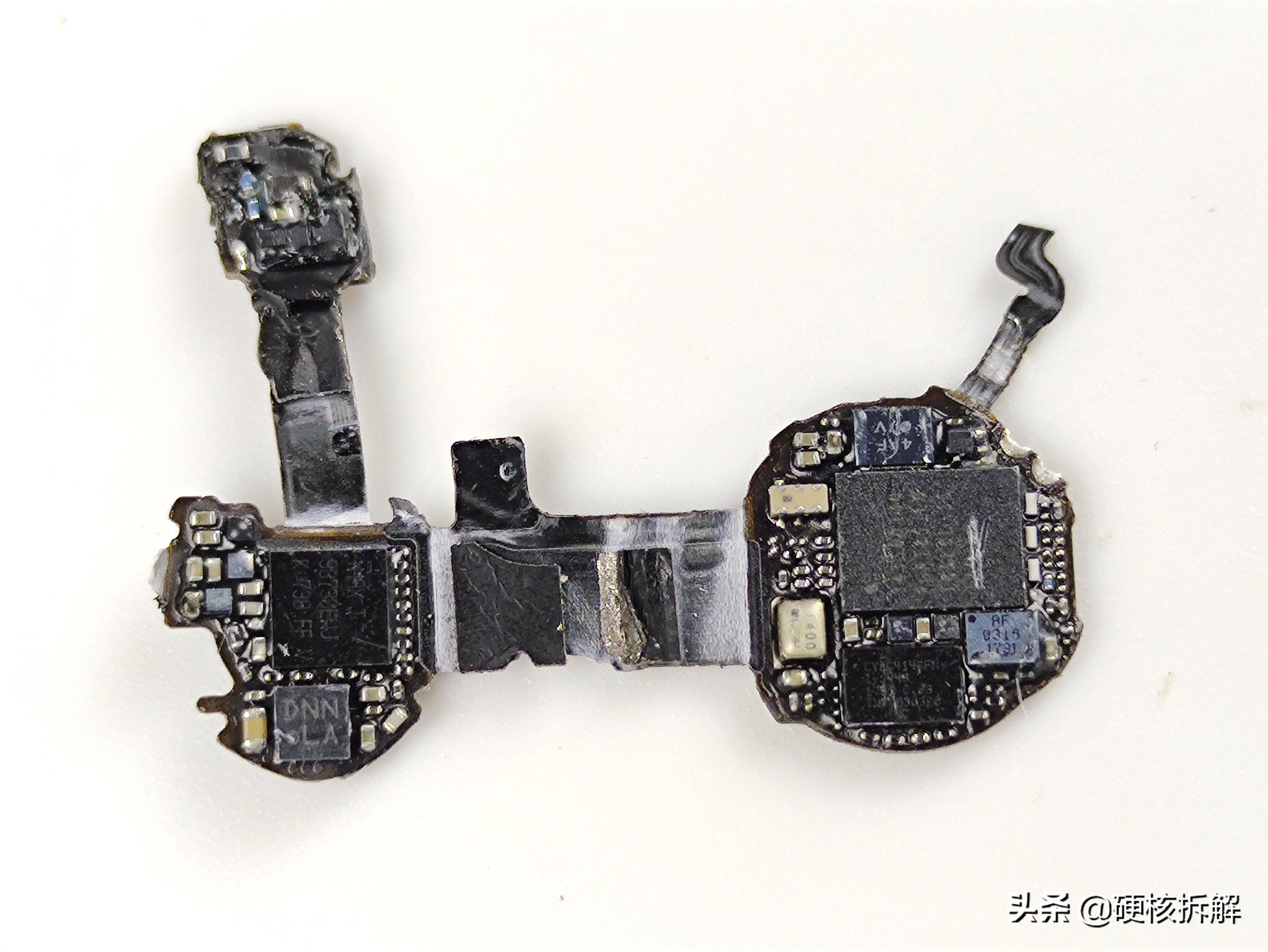 拆解苹果airpods和华强北airpods,拆解airpods耳机喇叭