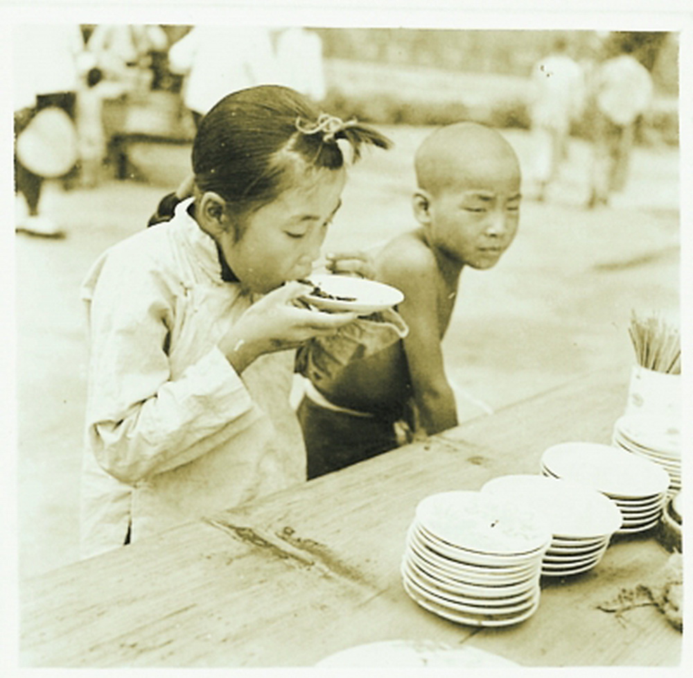 老北京夏天避暑,北京避暑老照片