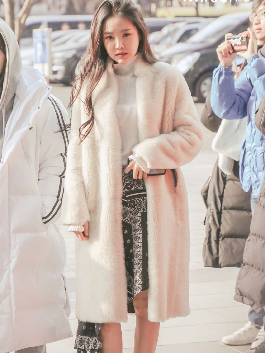 apink小分队穿搭,apink机场穿搭